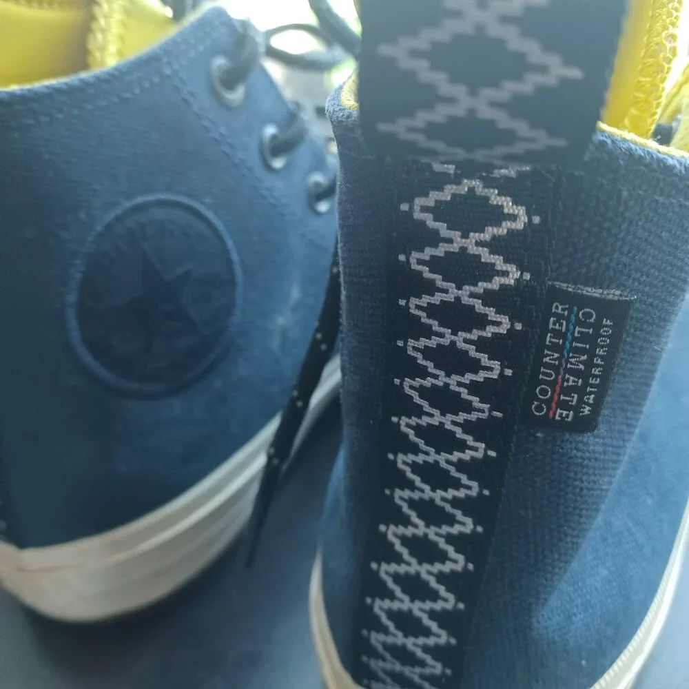 High Top Converse Chuck Taylor - M6 or W8 - Picture 5 of 6